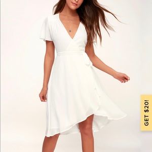 White midi wrap dress - Lulu’s - size small
